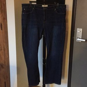 Levi’s Perfectly Shaping / 512 Boot Cut, Size 24